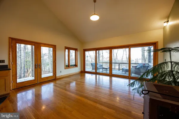 $799,900 | 446 Broomgrass Way, Gerrardstown, WV 25420