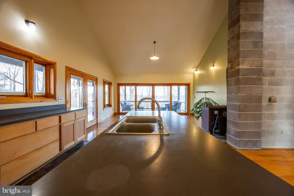 $799,900 | 446 Broomgrass Way, Gerrardstown, WV 25420