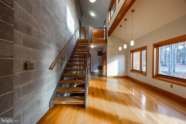 $799,900 | 446 Broomgrass Way, Gerrardstown, WV 25420