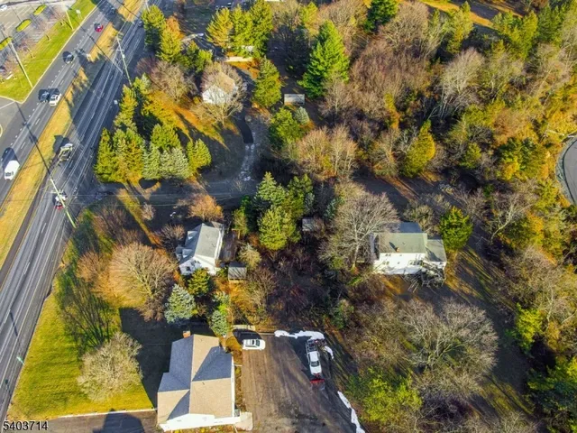 $300,000 | 731 Highway 202, Bridgewater, NJ 08807