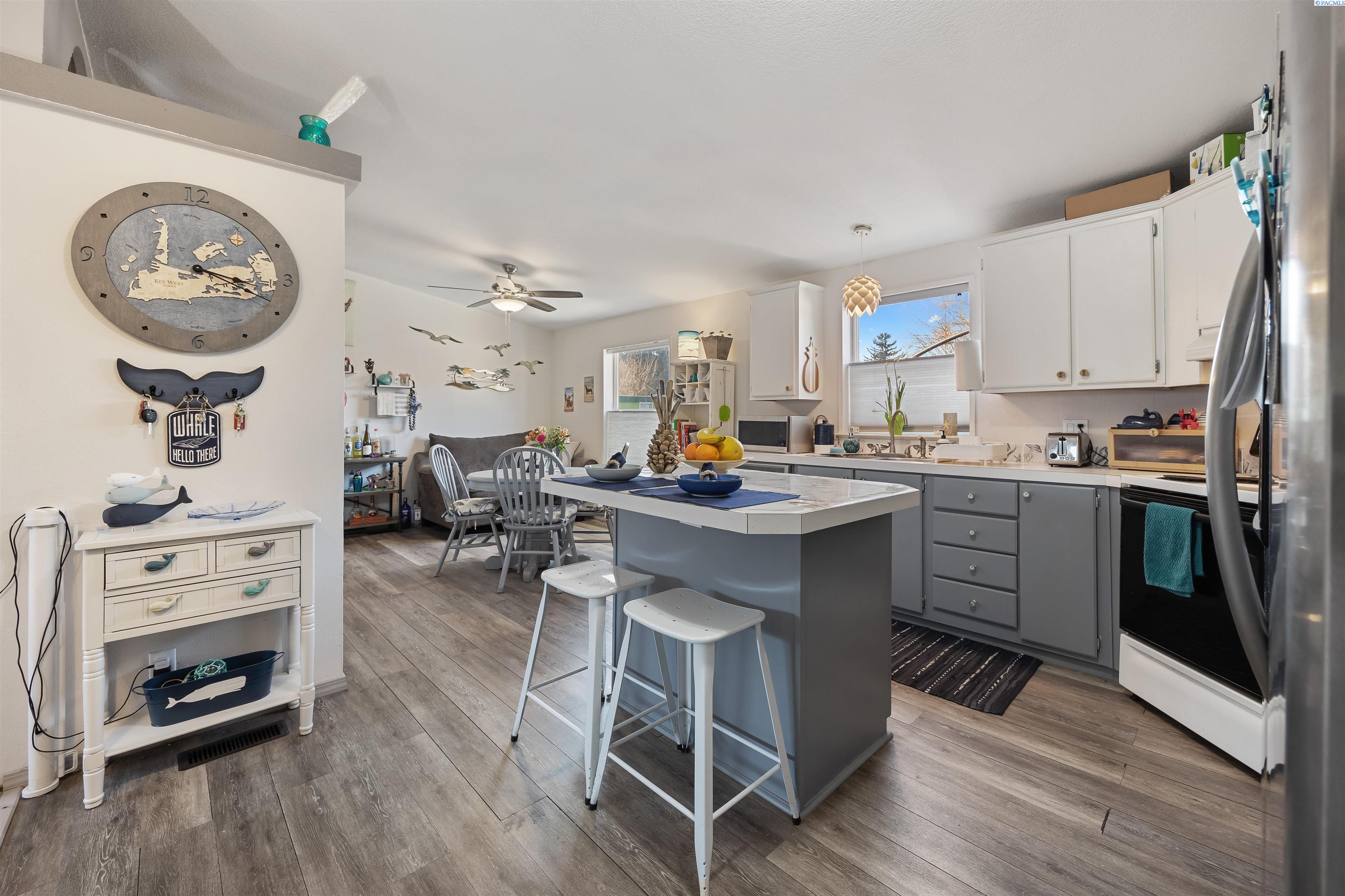 4601 West Powerhouse Road, Unit 34 Yakima, WA 98908 - Photo 5 of 23 Gallery Image 5