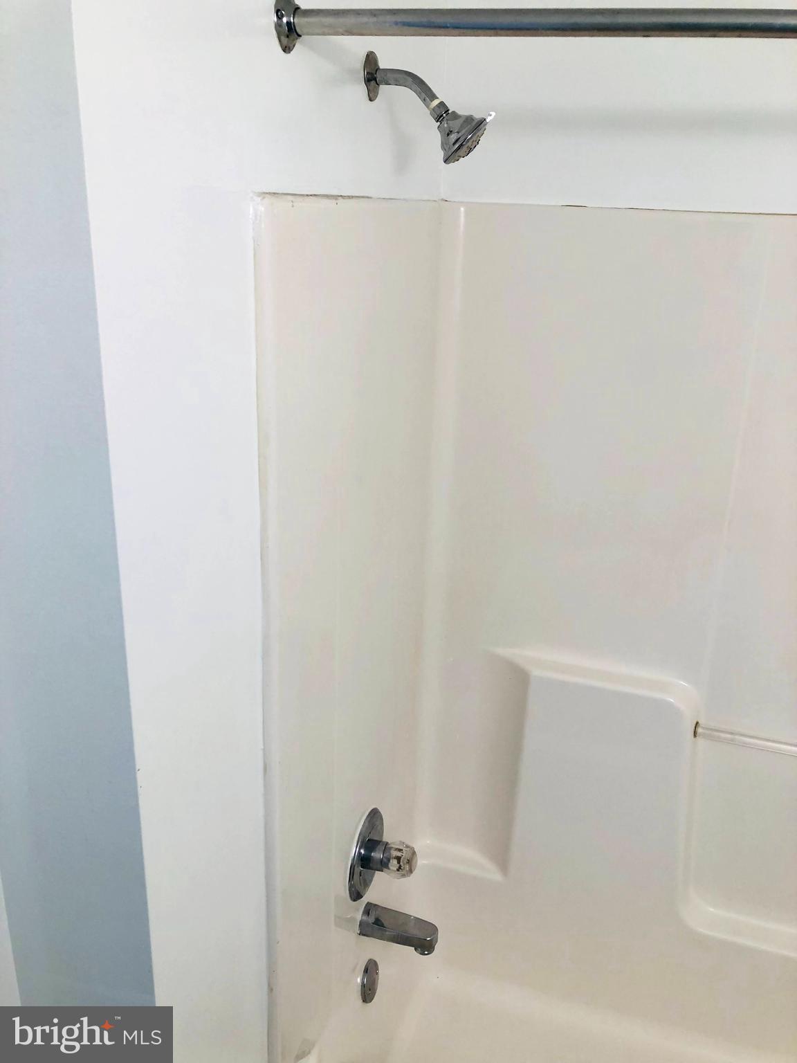 11801 Tarragon Road Reisterstown, MD 21136 - Photo 17 of 31 Second Floor Shower