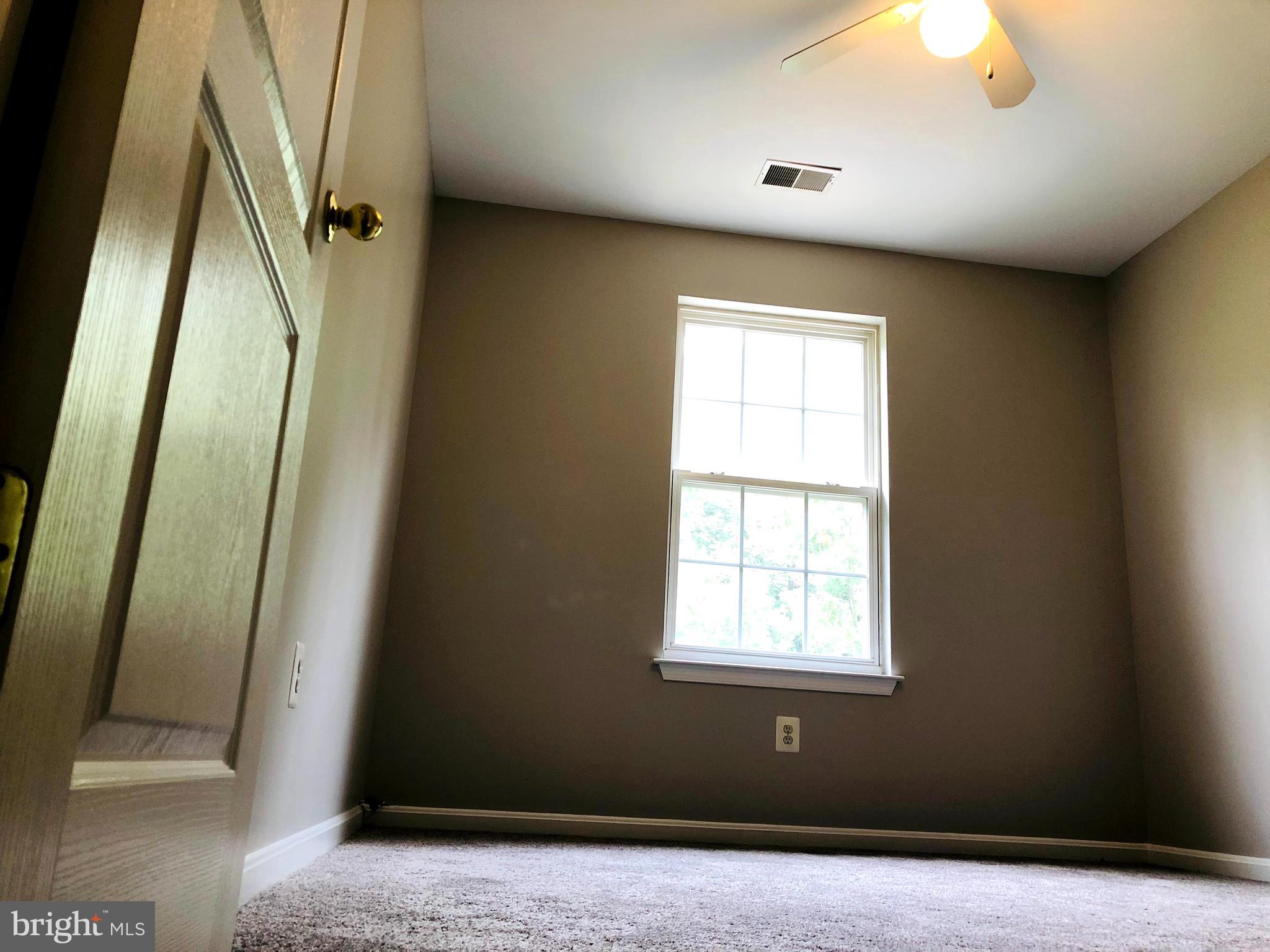 11801 Tarragon Road Reisterstown, MD 21136 - Photo 19 of 31 Bedroom 2