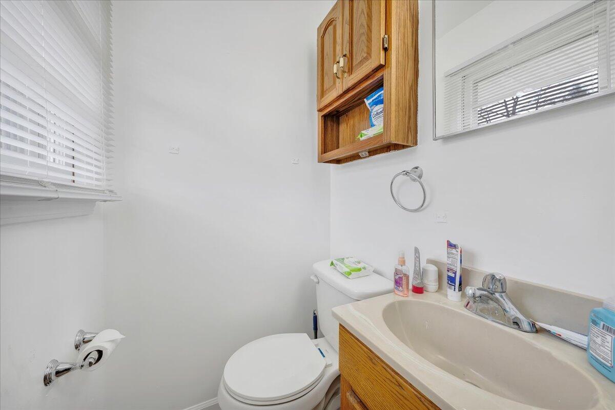 2457 Meadowbrook Road Northwest Roanoke, VA 24017 - Photo 17 of 25 17-MIB07391 - Copy