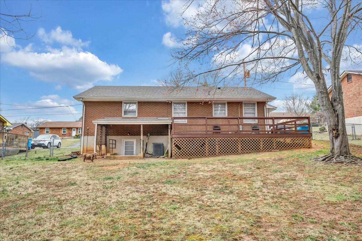 2457 Meadowbrook Road Northwest Roanoke, VA 24017 - Photo 5 of 25 05-MIB07376
