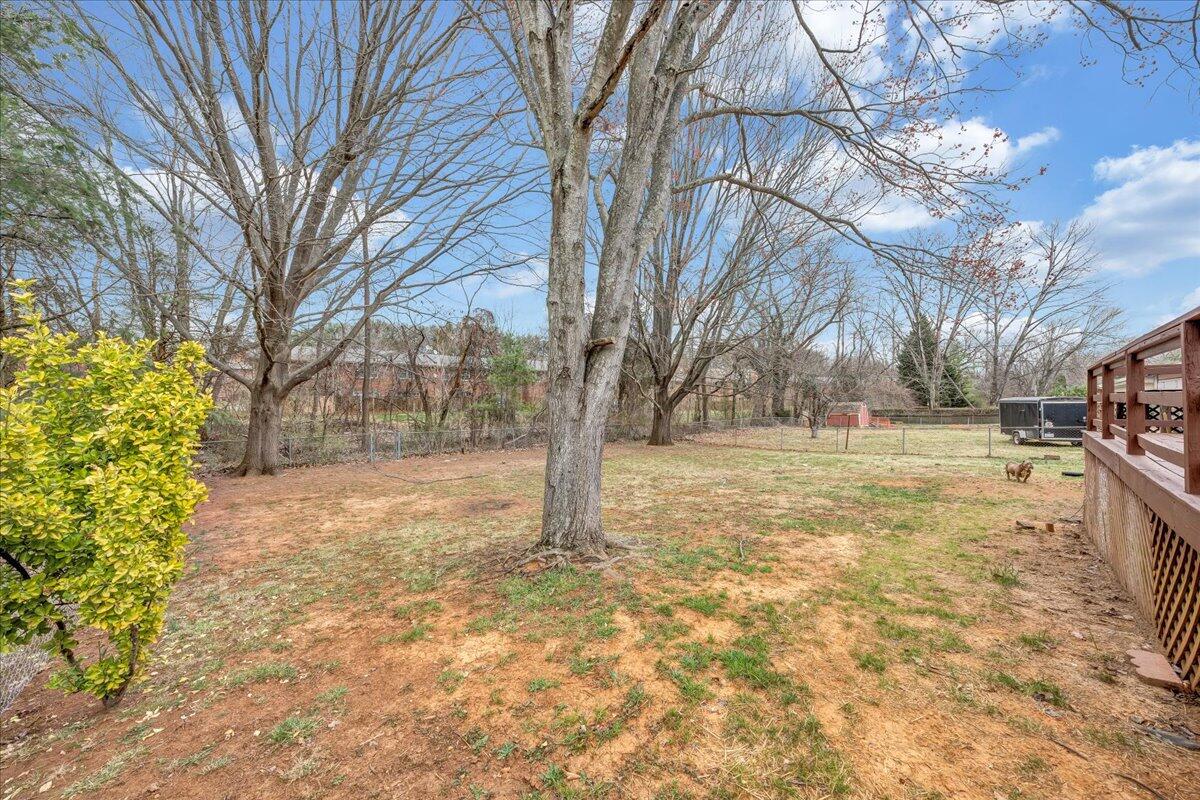 2457 Meadowbrook Road Northwest Roanoke, VA 24017 - Photo 6 of 25 06-MIB07379