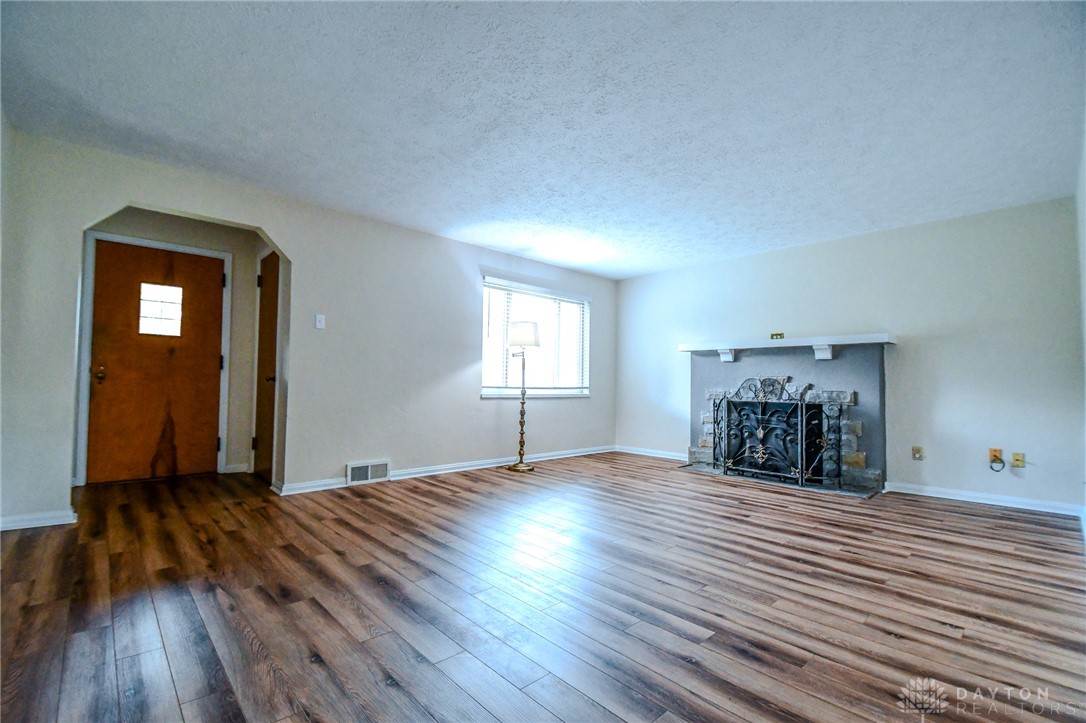 917 Devonshire Road Dayton, OH 45419 - Photo 6 of 32