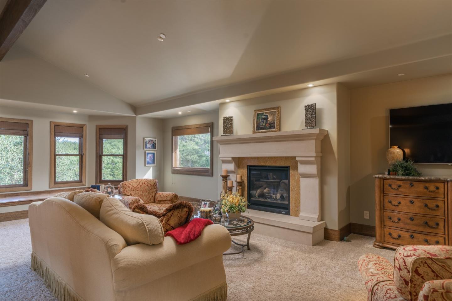 8120 Manjares Road Monterey, CA 93940 - Photo 18 of 38 Gallery Image 18
