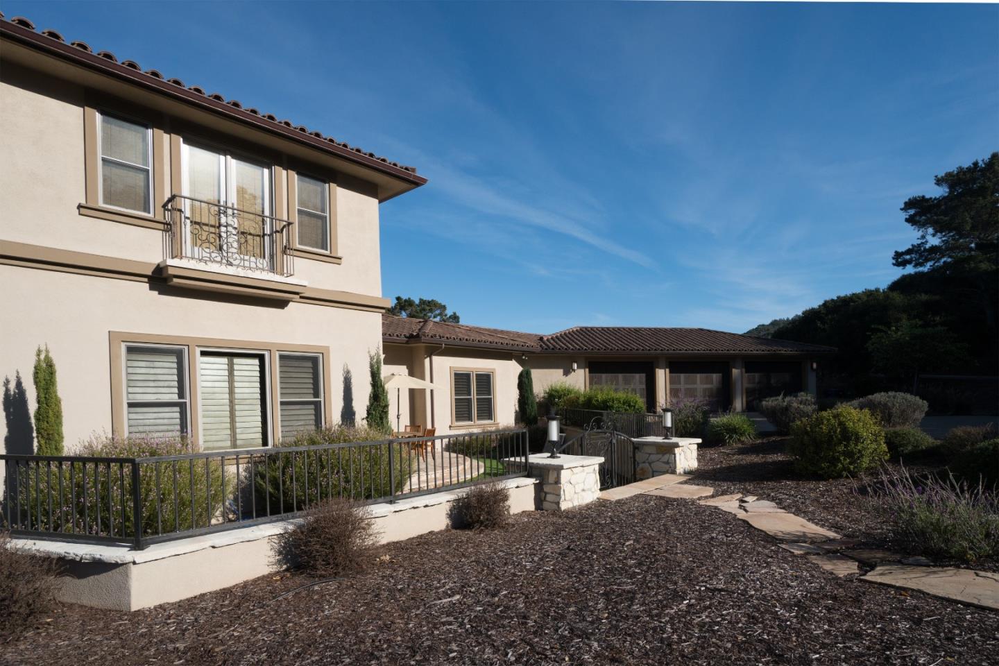 8120 Manjares Road Monterey, CA 93940 - Photo 31 of 38 Gallery Image 31