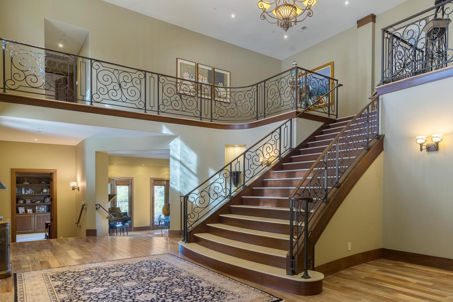 8120 Manjares Road Monterey, CA 93940 - Photo 6 of 38 Gallery Image 6