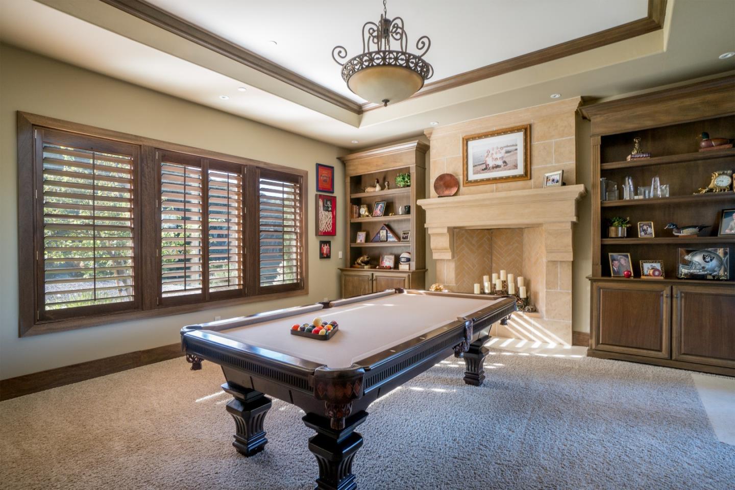 8120 Manjares Road Monterey, CA 93940 - Photo 9 of 38 Gallery Image 9