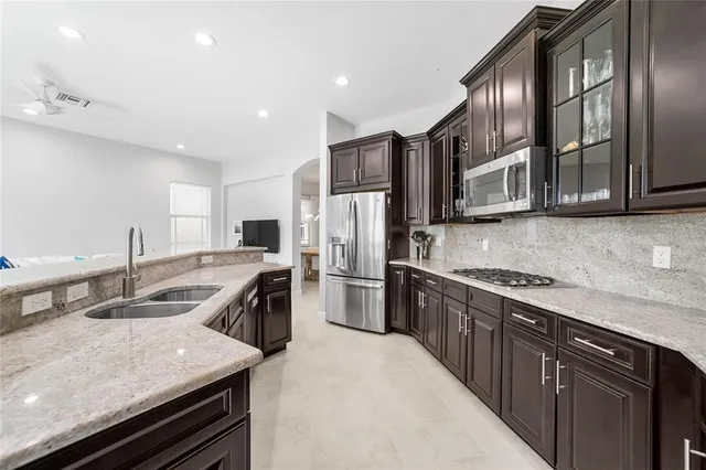 $949,900 | 9730 Blue Isle Bay, Parkland, FL 33076