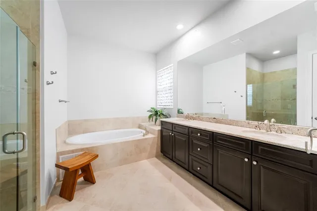 $949,900 | 9730 Blue Isle Bay, Parkland, FL 33076