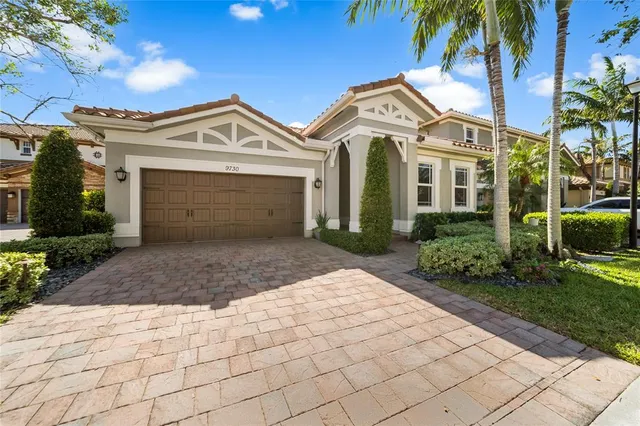 $949,900 | 9730 Blue Isle Bay, Parkland, FL 33076