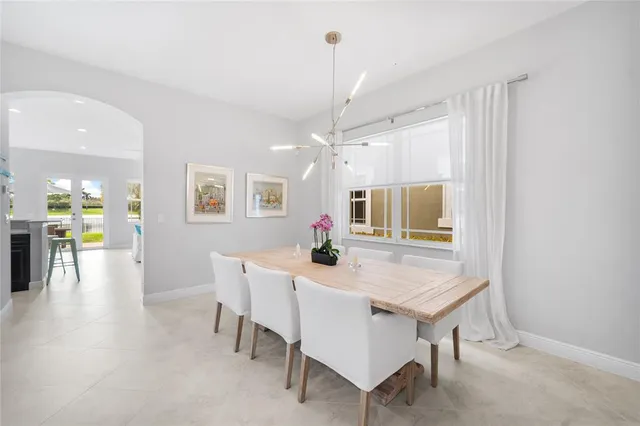 $949,900 | 9730 Blue Isle Bay, Parkland, FL 33076