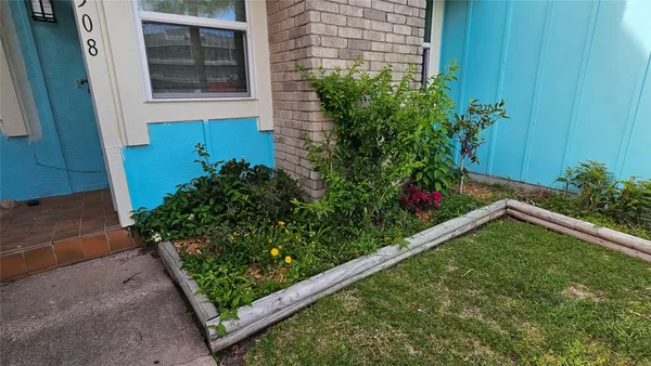 $3,300 | 7508 Stewart Road, Galveston, TX 77551