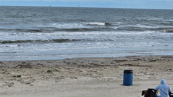 $3,300 | 7508 Stewart Road, Galveston, TX 77551