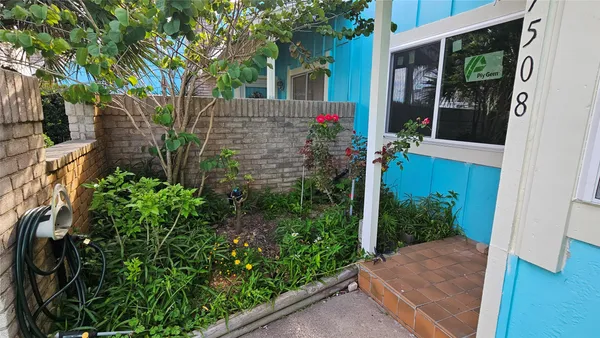 $3,300 | 7508 Stewart Road, Galveston, TX 77551