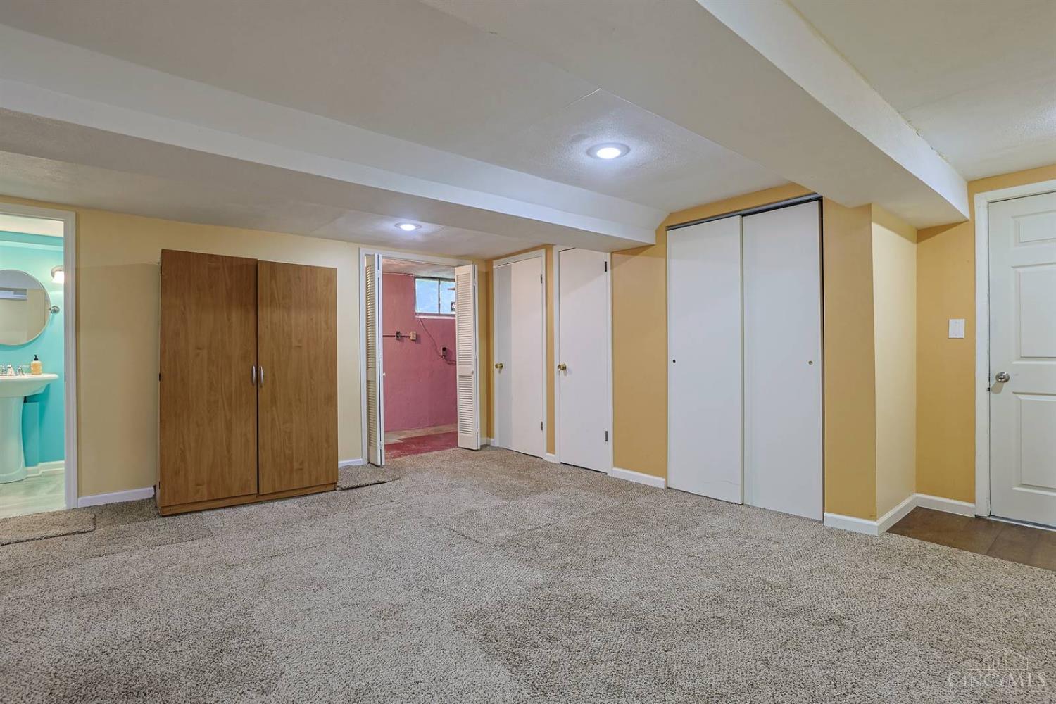 5256 Rybolt Road Cincinnati, OH 45248 - Photo 19 of 30 Gallery Image 19