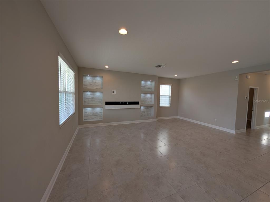 7545 Pool Compass Loop Wesley Chapel, FL 33545 - Photo 7 of 33