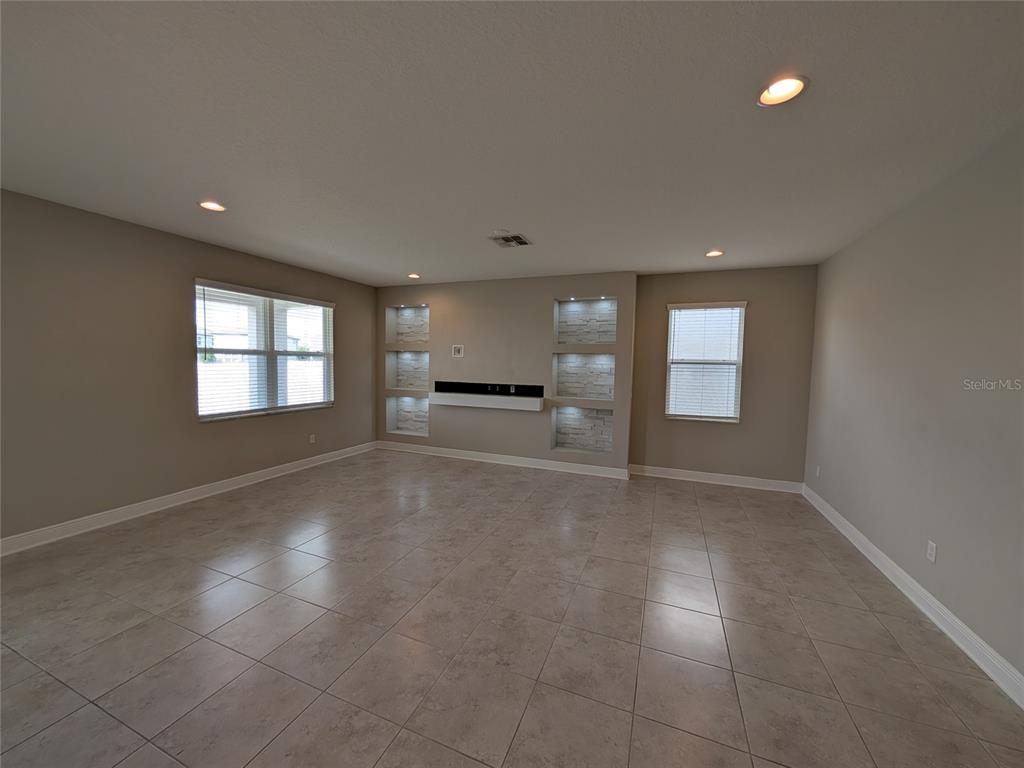 7545 Pool Compass Loop Wesley Chapel, FL 33545 - Photo 8 of 33