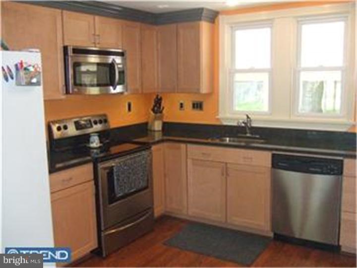 2215 Lenhart Road Colmar, PA 18915 - Photo 15 of 24 Kitchen