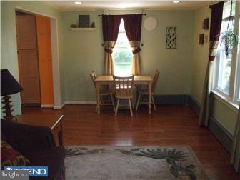 2215 Lenhart Road Colmar, PA 18915 - Photo 5 of 24 Living Room