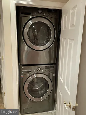 $2,875 | 825 South Bouldin Street, Baltimore, MD 21224