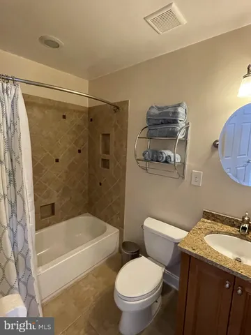 $2,875 | 825 South Bouldin Street, Baltimore, MD 21224