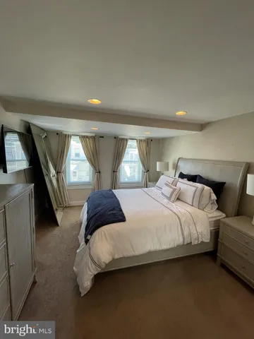 $2,875 | 825 South Bouldin Street, Baltimore, MD 21224