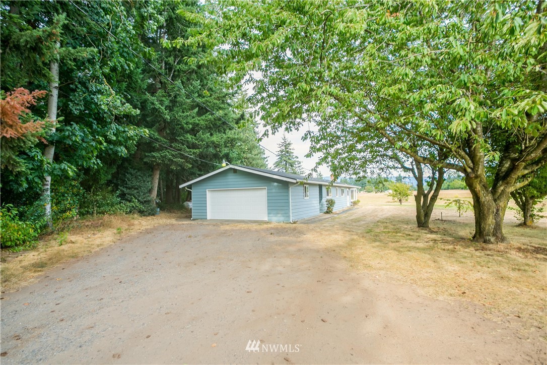 1272 Central Road Everson, WA 98247 - Photo 3 of 25