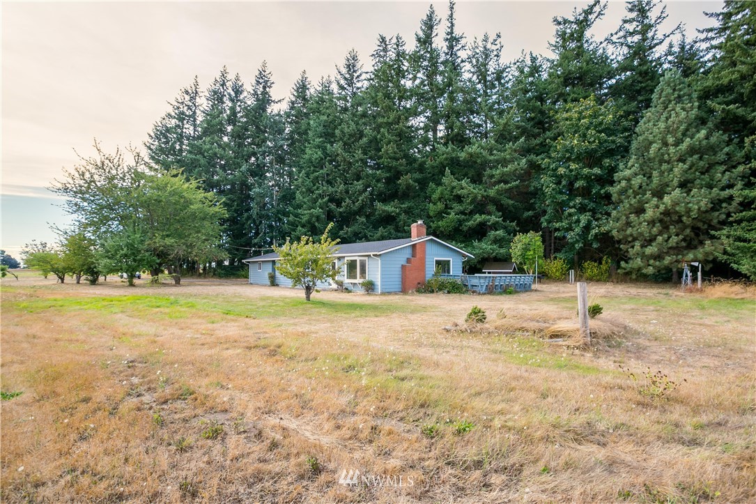 1272 Central Road Everson, WA 98247 - Photo 4 of 25