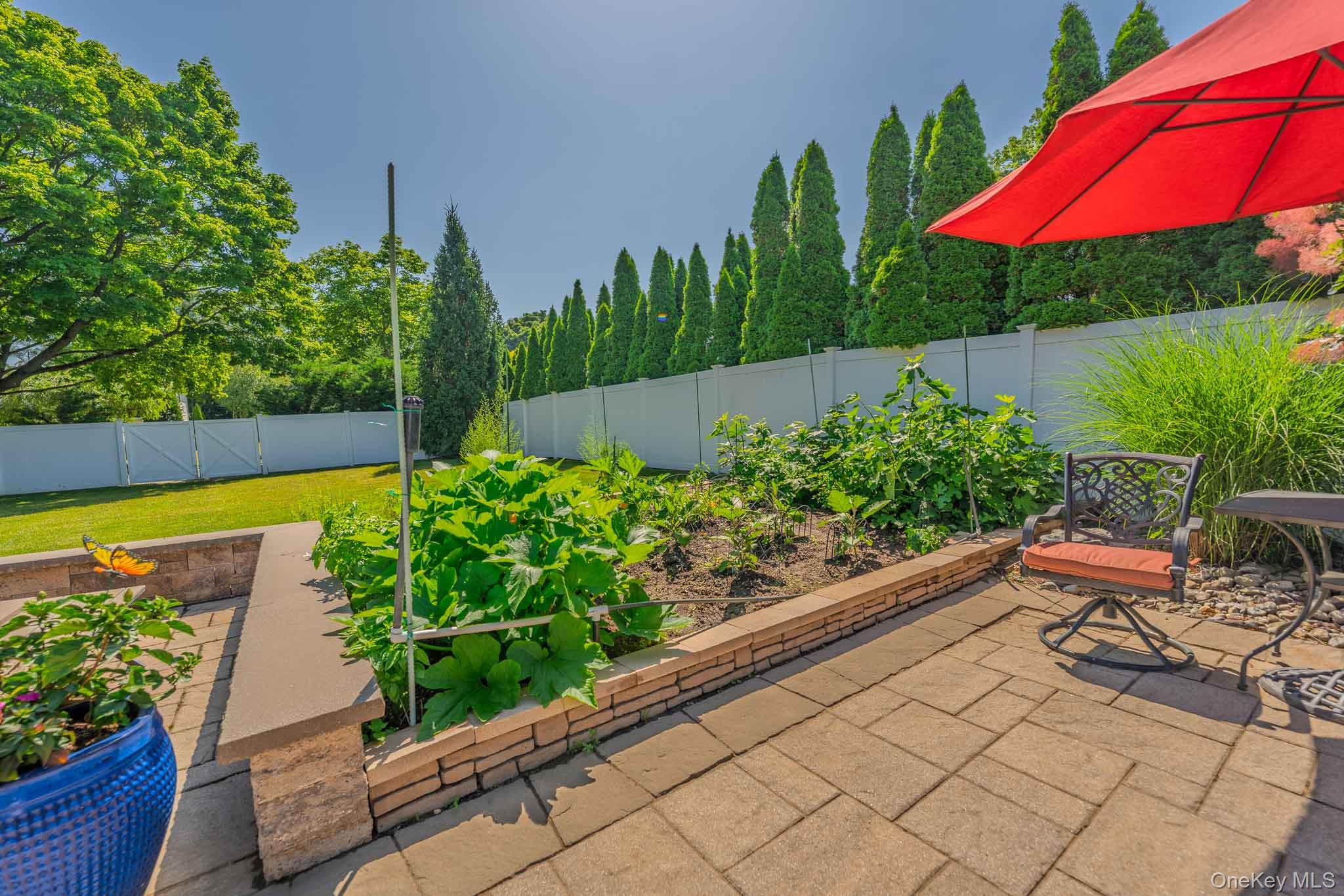 8 Feather Lane Commack, NY 11725 - Photo 36 of 50