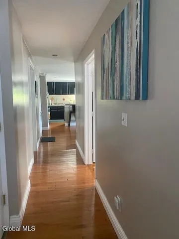 $2,000 | 90 Catherine Street, Unit 2, Saratoga Springs, NY 12866