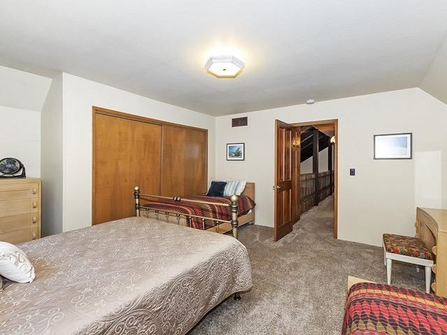 435 Riviera Drive Lake Arrowhead, CA 92352 - Photo 17 of 40