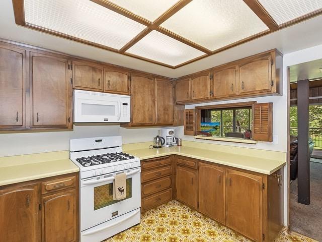 435 Riviera Drive Lake Arrowhead, CA 92352 - Photo 20 of 40
