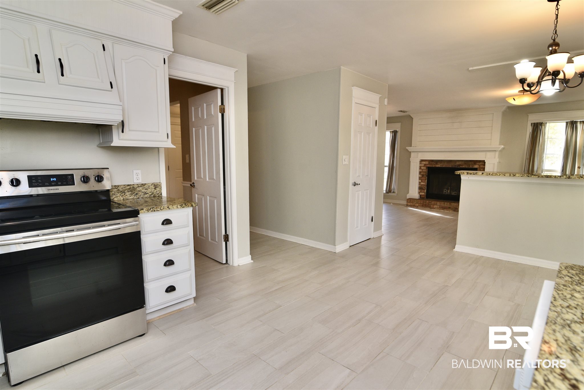 203 Ridgewood Drive Daphne, AL 36526 - Photo 26 of 46