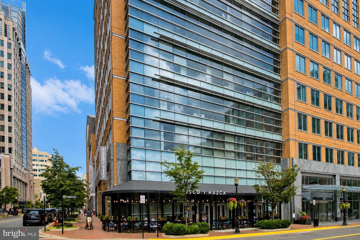 11081 Pelham Manor Place Reston, VA 20194 - Photo 73 of 99 Minutes from Reston Town Center