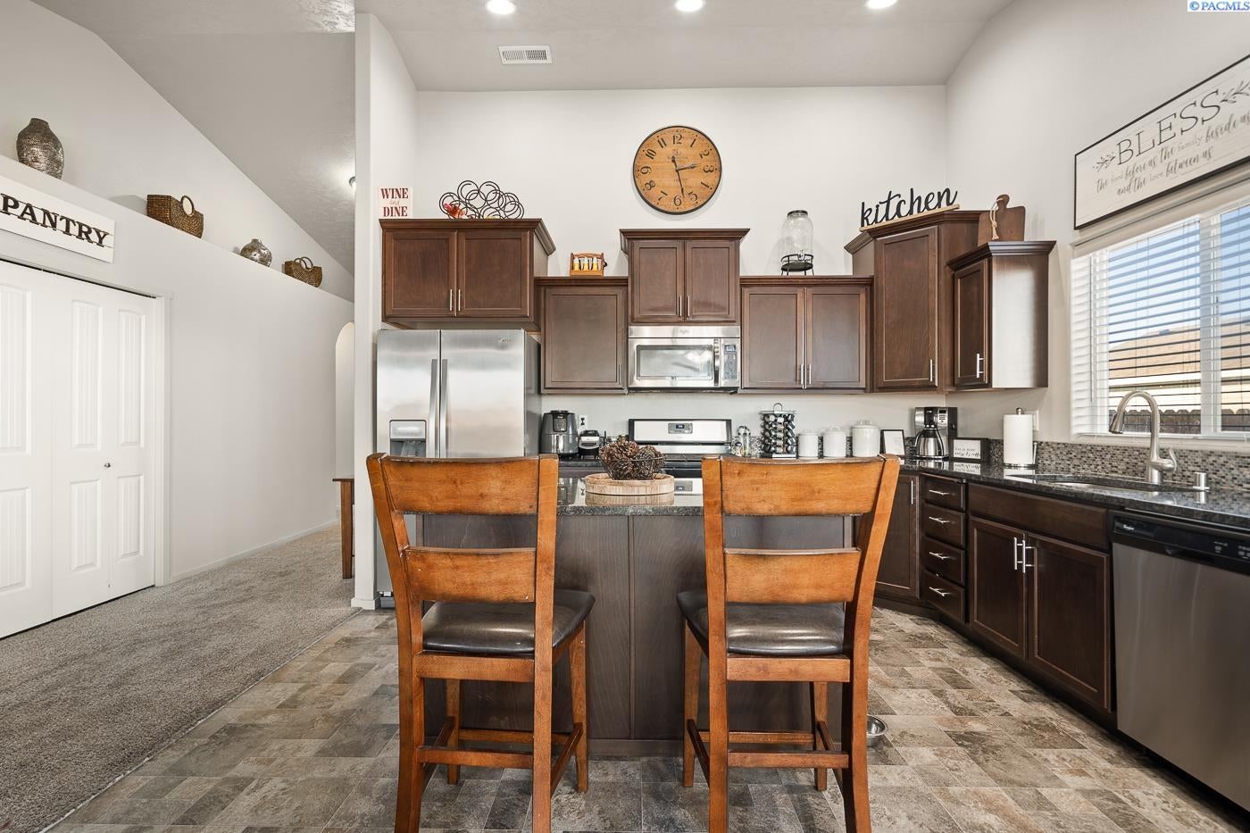 5901 Ramus Lane Pasco, WA 99301 - Photo 14 of 28 Gallery Image 14