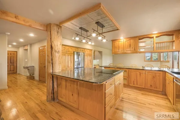 $1,390,000 | 144 East 400 North, Blackfoot, ID 83221