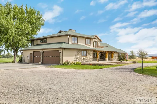 $1,390,000 | 144 East 400 North, Blackfoot, ID 83221
