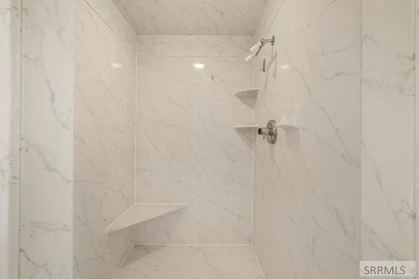 $1,390,000 | 144 East 400 North, Blackfoot, ID 83221