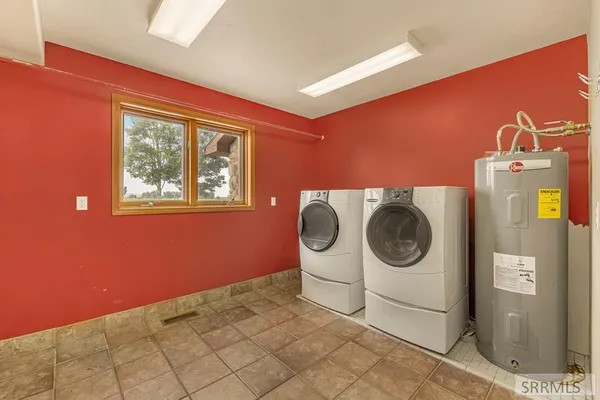 $1,390,000 | 144 East 400 North, Blackfoot, ID 83221