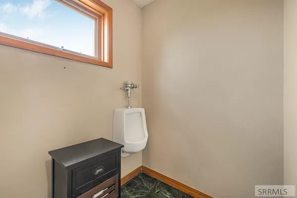 $1,390,000 | 144 East 400 North, Blackfoot, ID 83221