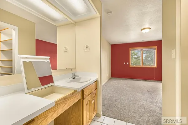 $1,390,000 | 144 East 400 North, Blackfoot, ID 83221