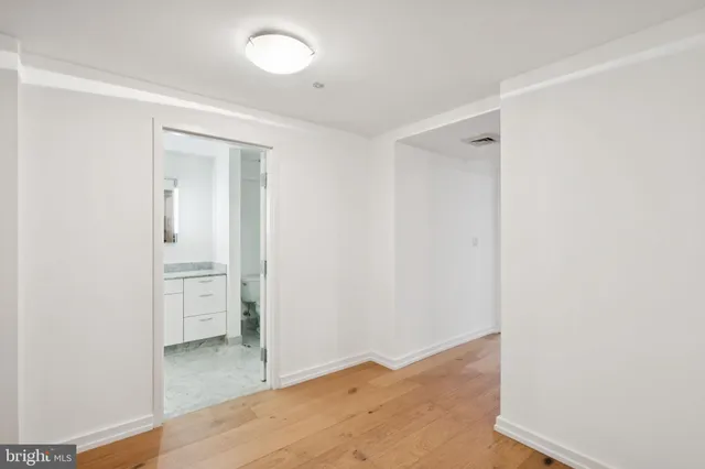 $3,450 | 219-29 South 18th Street, Unit 424, Philadelphia, PA 19103