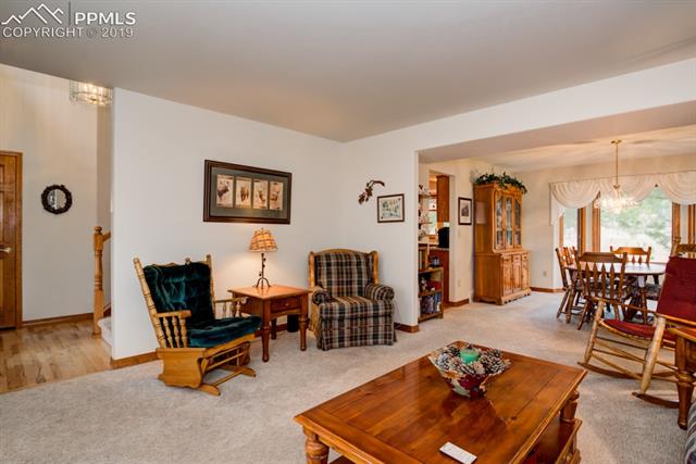 18280 Stoneview Road Monument, CO 80132 - Photo 6 of 36