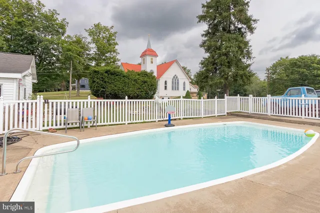 $199,000 | 5962 Glen Hope Boulevard, Glen Hope, PA 16645