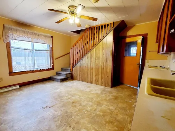 $399,900 | E9542 County Rd I, Clintonville, WI 54929