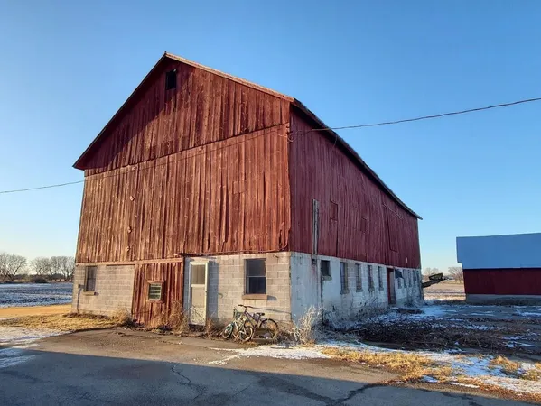 $399,900 | E9542 County Rd I, Clintonville, WI 54929